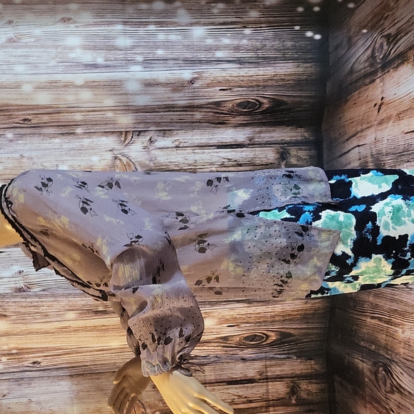 I.N.C Women's 100% Pure Silk Floral Long Sleeve Blouse Size 6 - Picture 4 of 11